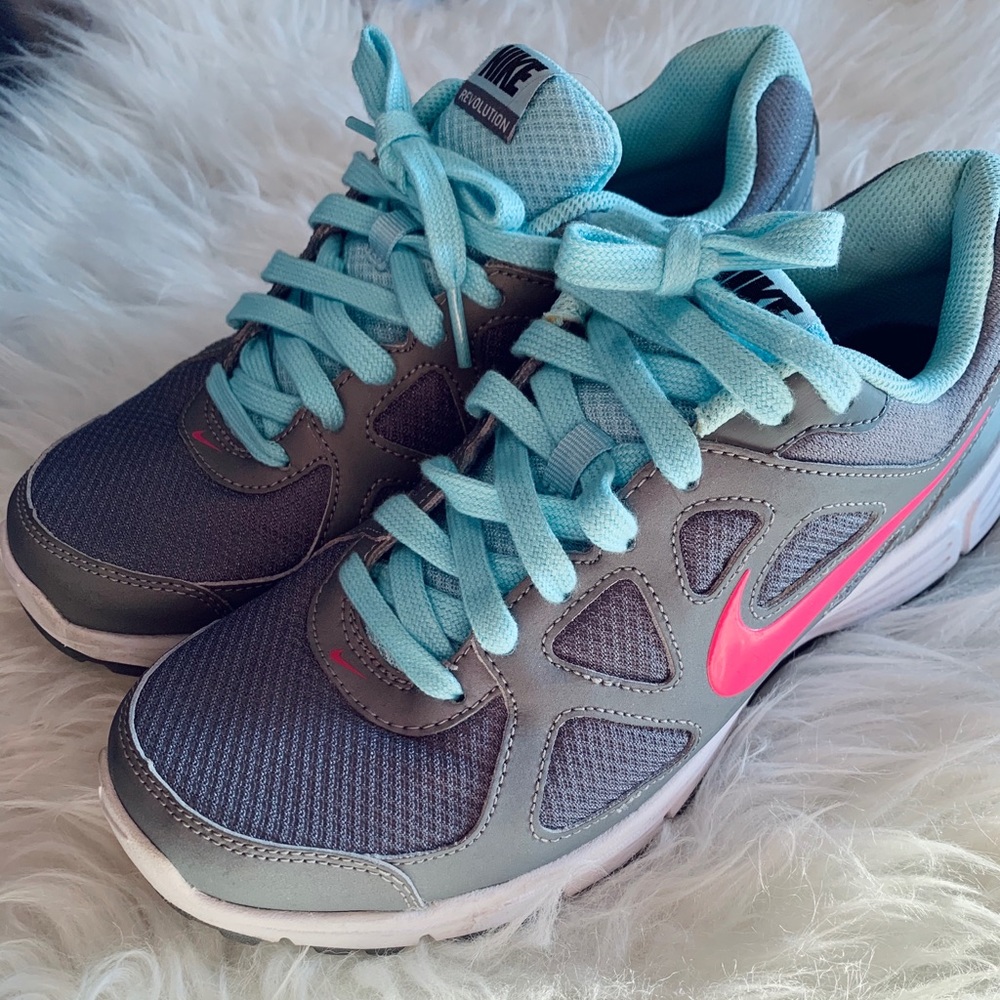 Nike Revolution Trainers